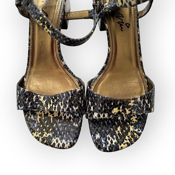 Lanvin Printed Snake Sandal,  Blue, white, yellow,  Size 39 EU, Mid‎ heel - Picture 11 of 16